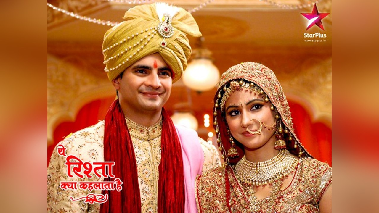 Bigg Boss 11,Hina Khan,Hina Khan Emotional,Yeh Rishta Kya Kehlata Hai,Hina Khan Gets Emotional After Listening Her Show's song,Yeh Rishta Kya Kehlata Hai Hina Khan,Mohsin Khan,Shivangi Joshi,Puneesh Sharma,Luv Tyagi,Shilpa Shinde,Vikas Gupta